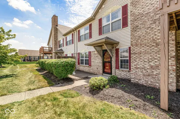1153 Blackthorne, Plainfield, IN 46168