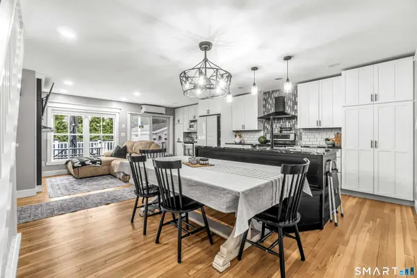 15 Corona Drive, Milford, CT 06460