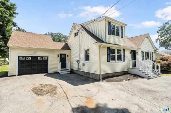 576 Huntington Street, Shelton, CT 06484