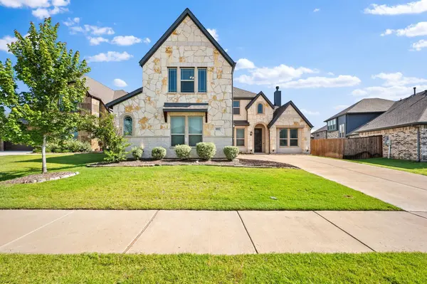 1013 Firecracker DR, Justin, TX 76247