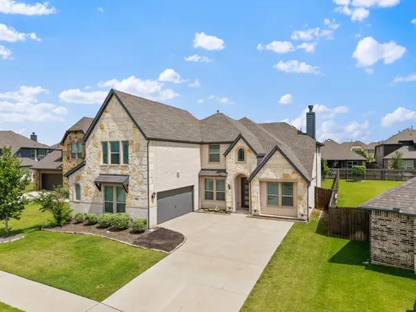 1013 Firecracker DR, Justin, TX 76247