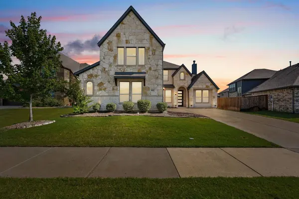 1013 Firecracker DR, Justin, TX 76247