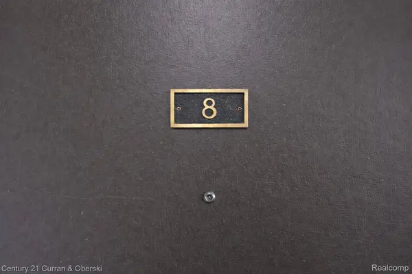 6015 SOUTHFIELD RD #8, Detroit, MI 48228