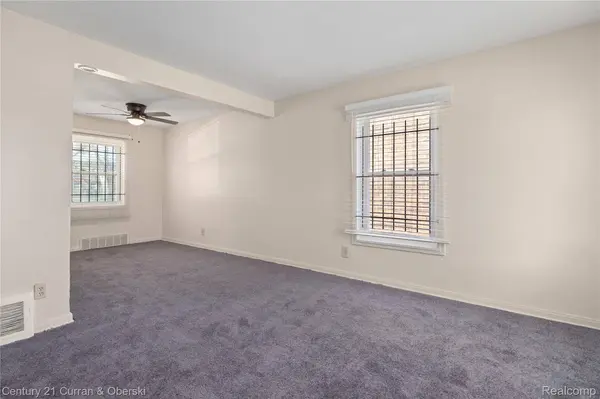 9145 Mettetal PARK, Detroit, MI 48228
