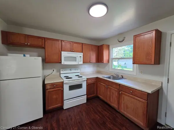 35251 MELTON, Westland, MI 48186