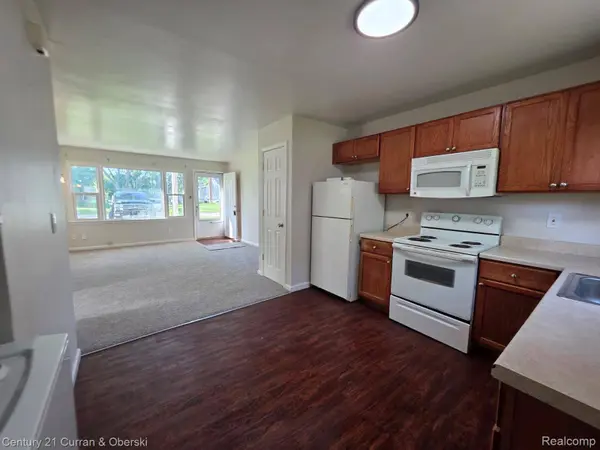 35251 MELTON, Westland, MI 48186