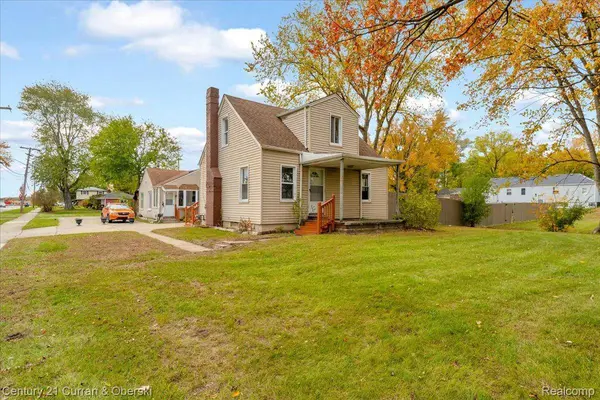 5580 S Merriman RD, Wayne, MI 48184