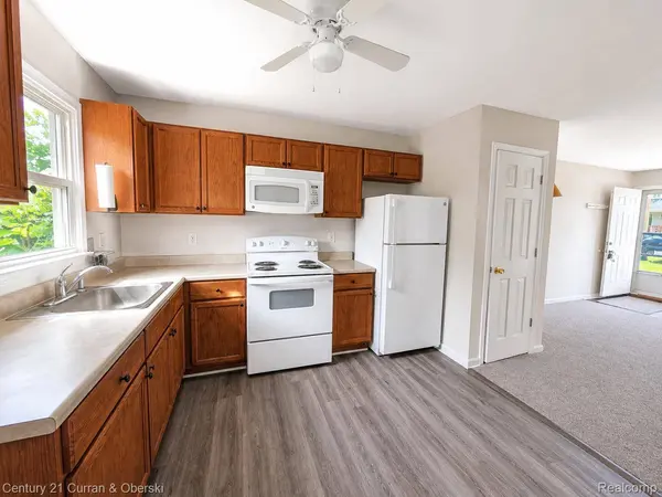 35245 MELTON ST, Westland, MI 48186