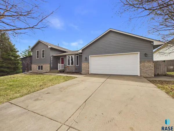 5503 W 53rd St, Sioux Falls, SD 57106