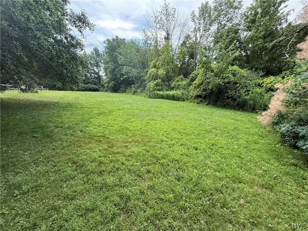Prescott RD, Deerfield, NY 13502
