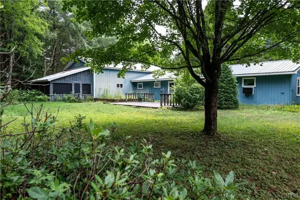 6050 Lorraine RD, Forestport, NY 13338