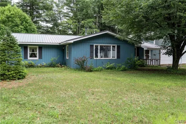 6050 Lorraine RD, Forestport, NY 13338