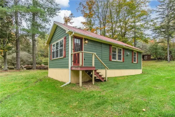 9091 Brown Tract RD, Remsen, NY 13438