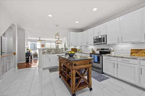 4412 Harlesden DR, Virginia Beach, VA 23462