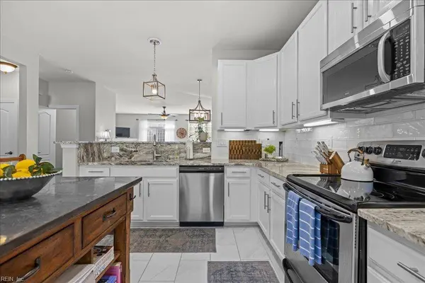 4412 Harlesden DR, Virginia Beach, VA 23462