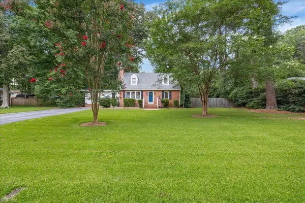 4104 Thalia DR, Virginia Beach, VA 23452