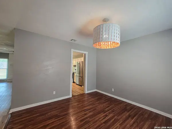 7103 Moss Creek Drive, San Antonio, TX 78238