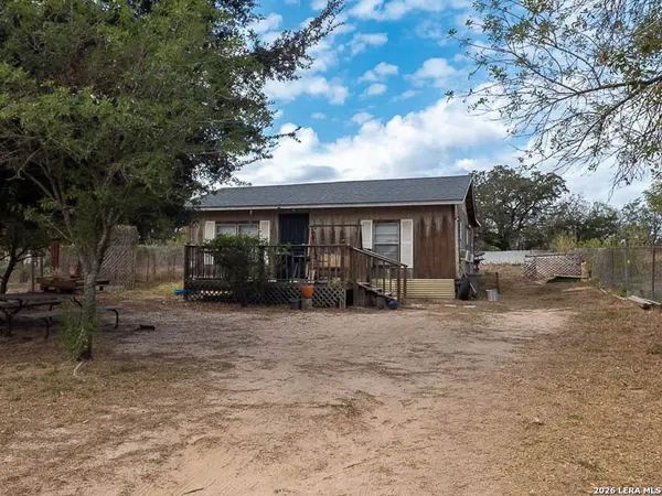 343 Bocawood Drive, Poteet, TX 78065
