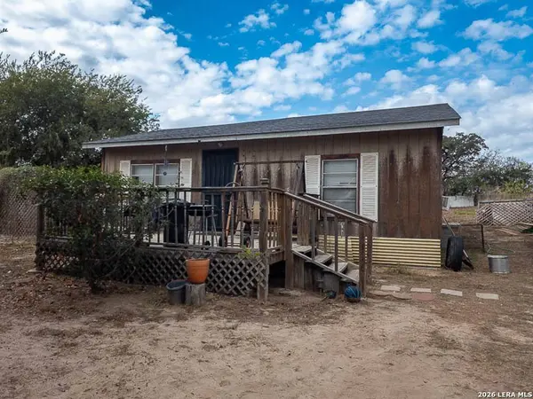 343 Bocawood Drive, Poteet, TX 78065