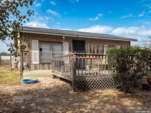 343 Bocawood Drive, Poteet, TX 78065