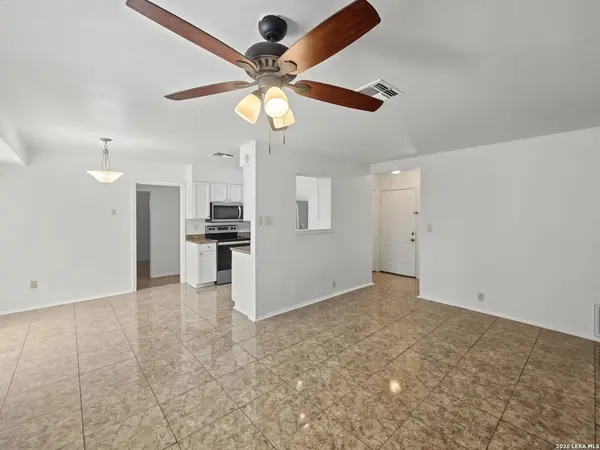 5847 Cliffmont Drive, San Antonio, TX 78250