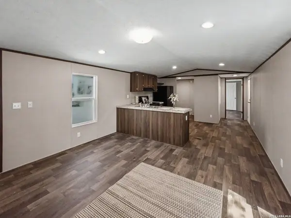4634 Waterwood Pass Drive, San Antonio, TX 78112
