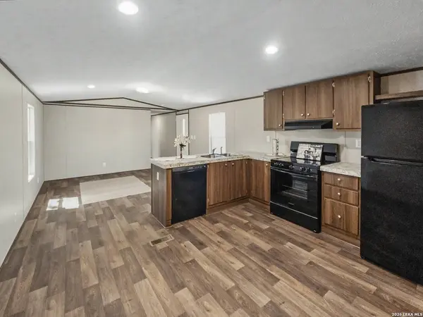 4634 Waterwood Pass Drive, San Antonio, TX 78112
