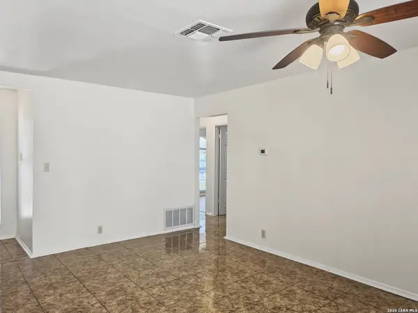 5847 Cliffmont Drive, San Antonio, TX 78250