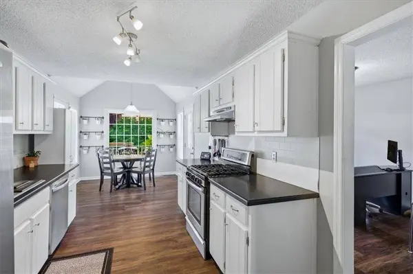 2985 Elberta TER, Powder Springs, GA 30127