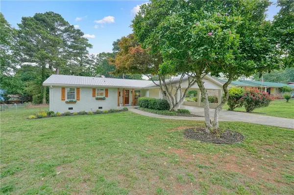 83 Donna LN, Dallas, GA 30157