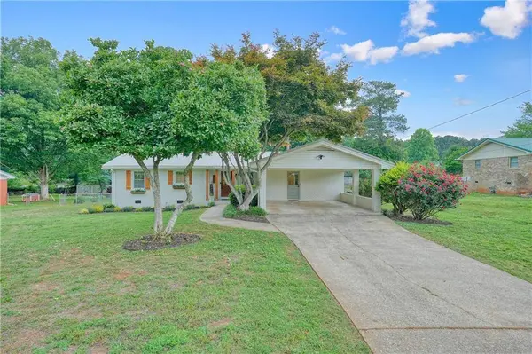 83 Donna LN, Dallas, GA 30157