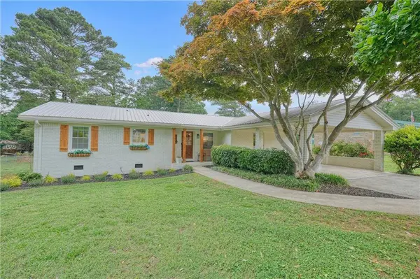 83 Donna LN, Dallas, GA 30157