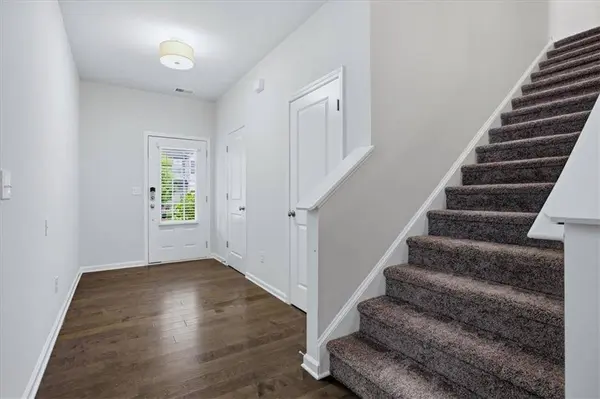 585 Summit PT, Canton, GA 30114