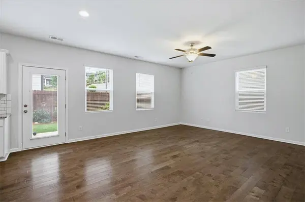 585 Summit PT, Canton, GA 30114
