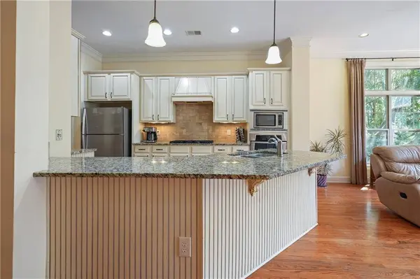 900 Telfair Close, Sandy Springs, GA 30350