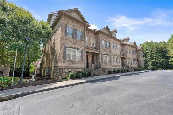 900 Telfair Close, Sandy Springs, GA 30350