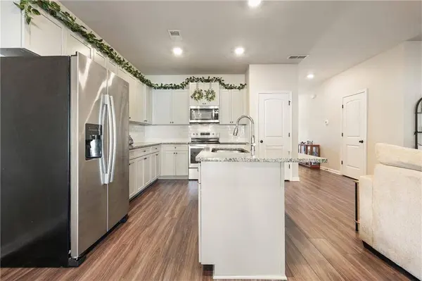 7143 Chara LN SW, Atlanta, GA 30331