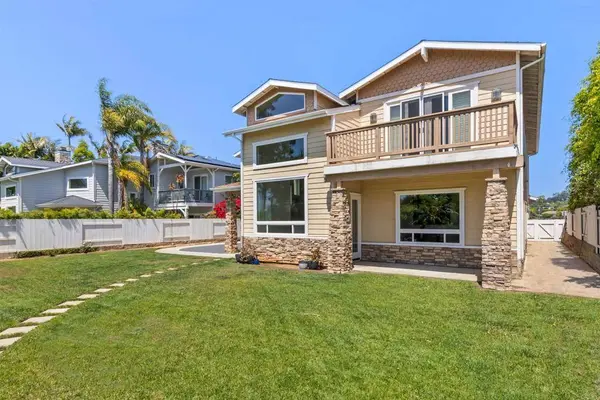 1546 Oak Ave, Carlsbad, CA 92008