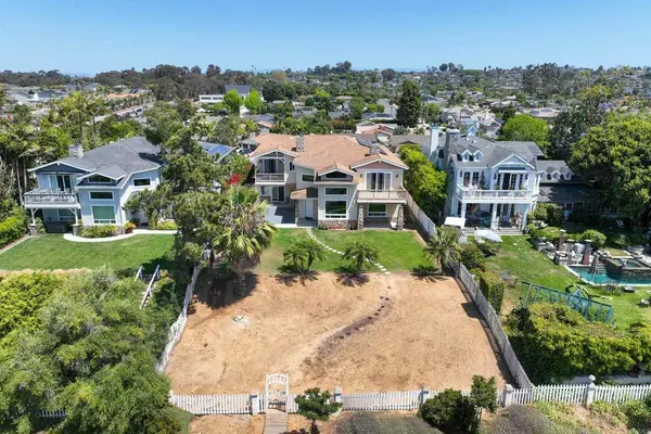 1546 Oak Ave, Carlsbad, CA 92008