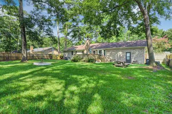 304 Summercourt Dr, Summerville, SC 29485