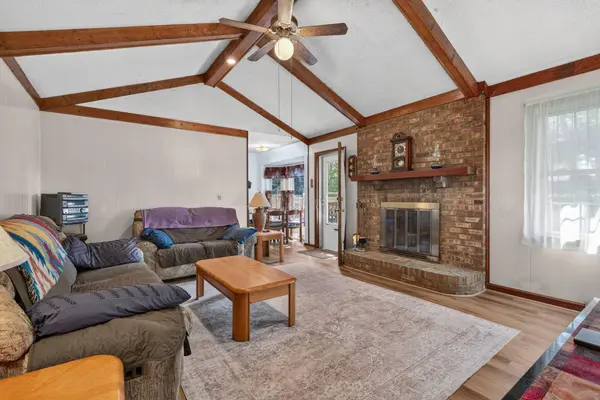 304 Summercourt Dr, Summerville, SC 29485