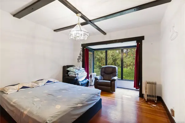 5447 Fowler Rd, Saanich, BC V8Y 1Y4