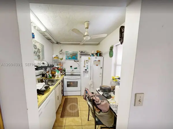 2841 Somerset Dr #307, Lauderdale Lakes, FL 33311