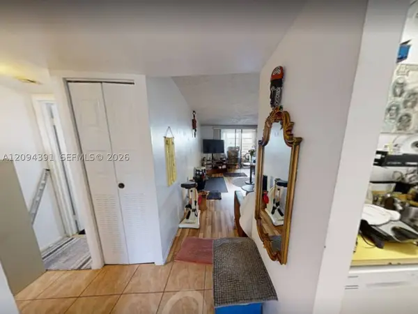 2841 Somerset Dr #307, Lauderdale Lakes, FL 33311