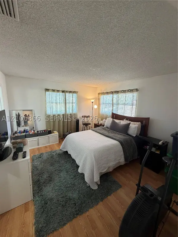 6800 Nova Dr #201-1, Davie, FL 33317