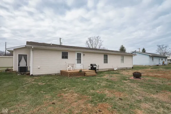 6735 N Main ST, Freetown, IN 47235