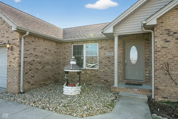 4456 Katy DR, Seymour, IN 47274