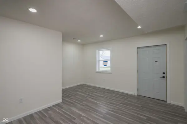 804 W Laurel ST, Seymour, IN 47274