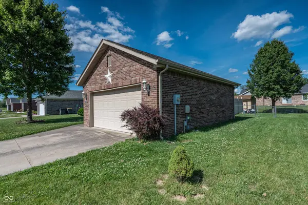 4611 Ashwood DR, Seymour, IN 47274