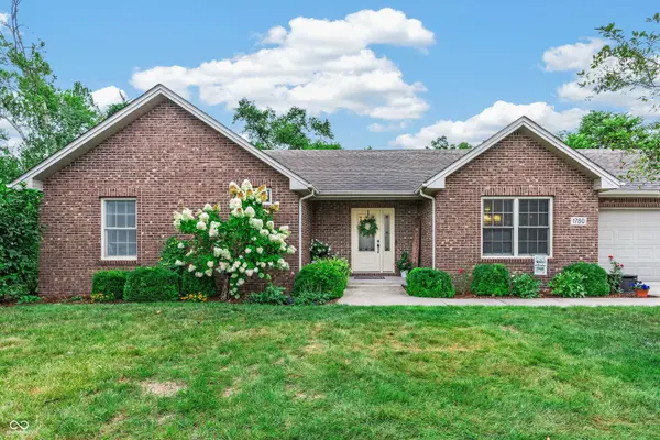 1780 Sams CIR, Seymour, IN 47274